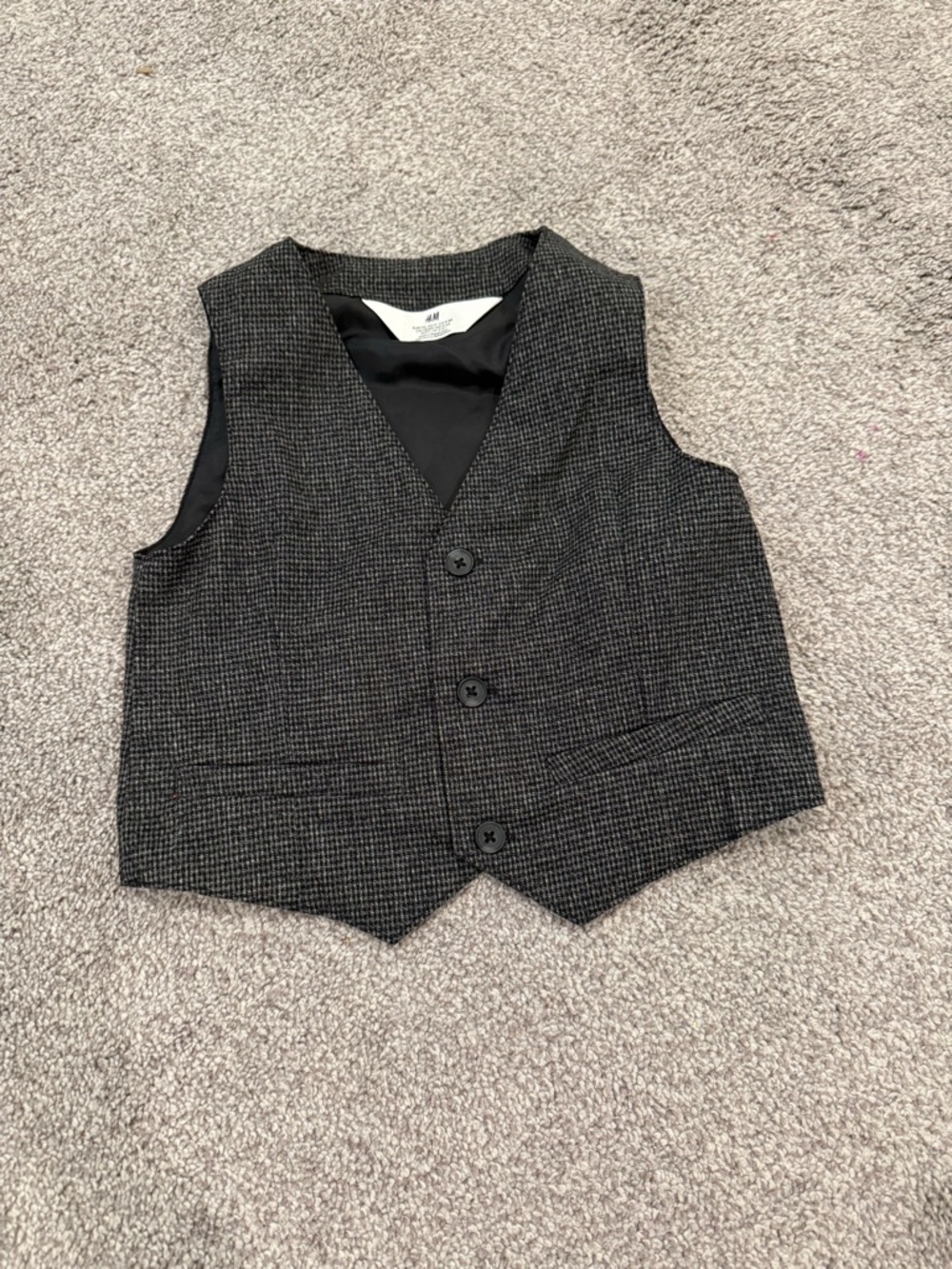 H&M Boys Black and Gray Houndstooth Vest
